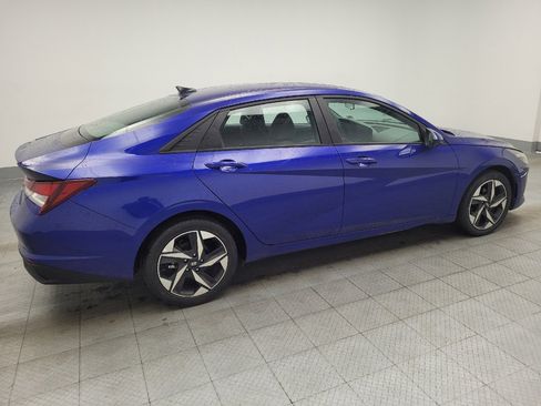 Used 2023 Hyundai Elantra SEL w/ Convenience Package FWD image 10