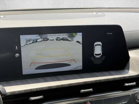 Used 2024 Kia Telluride EX FWD image 2