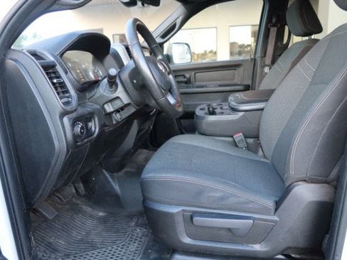 Used 2022 RAM 2500 Tradesman w/ Chrome Appearance Group AWD/4WD image 8