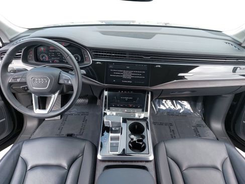 Used 2023 Audi Q7 3.0T Premium Plus w/ Premium Plus Package AWD/4WD image 9