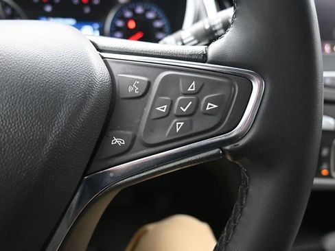 Used 2024 Chevrolet Equinox LT image 16