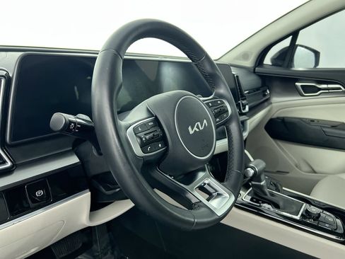 Certified 2024 Kia Sportage EX FWD image 16