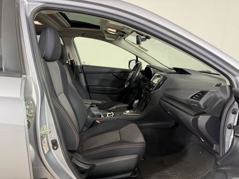 Used 2018 Subaru Crosstrek 2.0i Premium w/ Moonroof Package AWD/4WD image 14