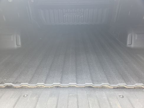 Used 2023 GMC Sierra 1500 AT4 w/ AT4 Preferred Package image 21