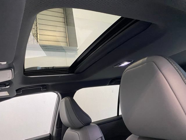 New 2026 Subaru Outback Limited AWD/4WD image 13