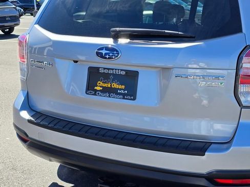 Used 2017 Subaru Forester 2.5i Premium AWD/4WD image 16