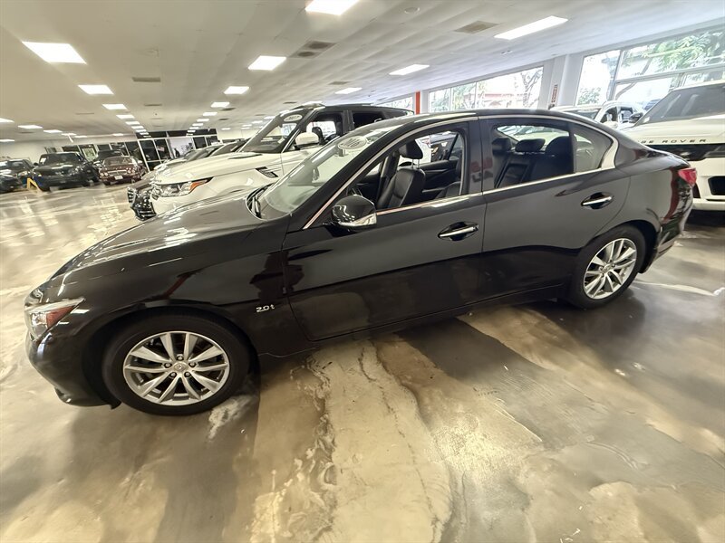Used 2016 INFINITI Q50 Premium w/ 2.0T Premium Plus Package RWD image 4