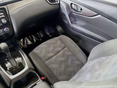 Used 2016 Nissan Rogue S image 23