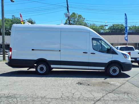 Used 2023 Ford Transit 250 148 High Roof Extended RWD image 7