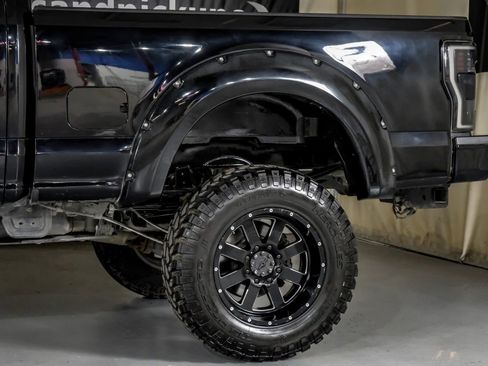 Used 2021 Ford F250 Platinum w/ FX4 Off-Road Package image 13