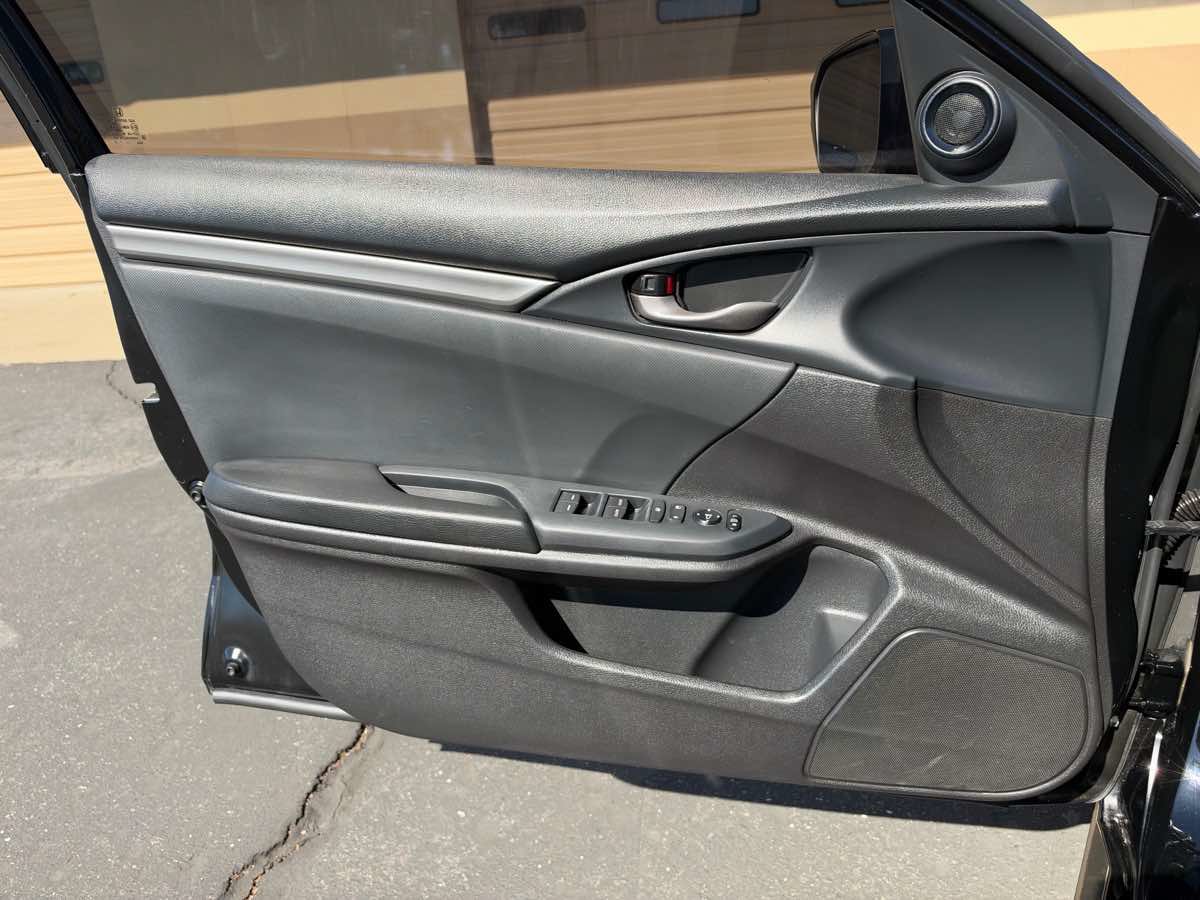 Used 2021 Honda Civic Sport image 12