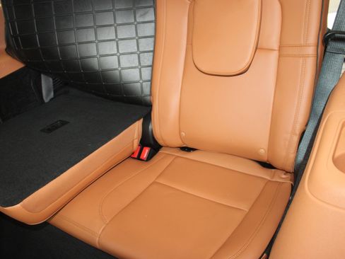 Used 2023 Lincoln Aviator Black Label w/ Dynamic Handling Package image 31