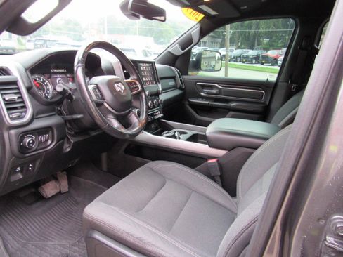Used 2019 RAM 1500 Big Horn AWD/4WD image 17