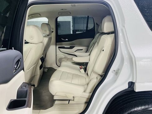 Used 2021 GMC Acadia Denali image 28