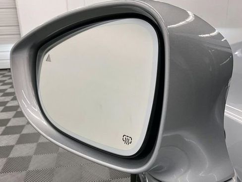 Used 2022 Chrysler Pacifica Pinnacle FWD image 42