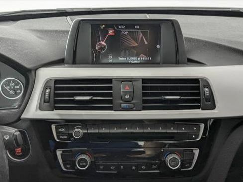 Used 2016 BMW 320i Sedan image 29