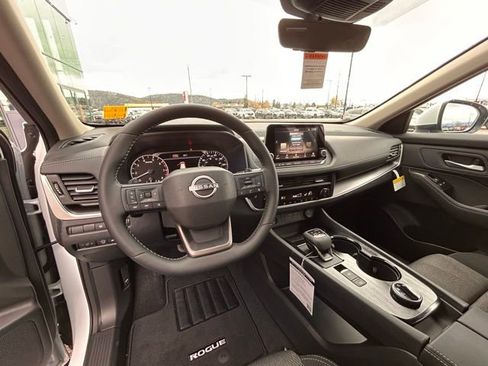 New 2026 Nissan Rogue SV w/ Cold Weather Package image 18