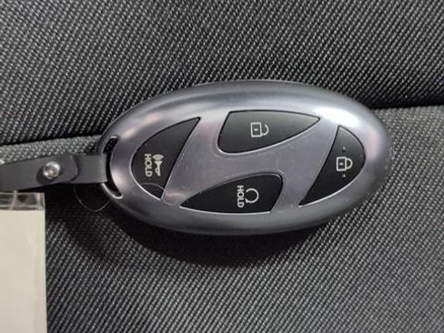 New 2026 Hyundai Tucson SE image 25