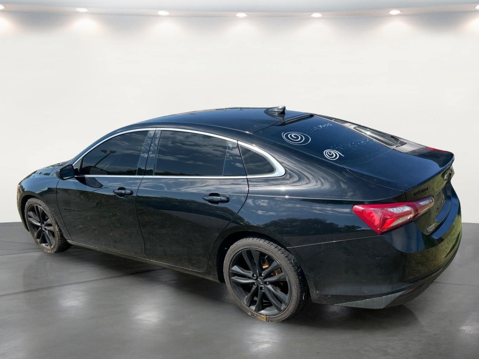 Used 2021 Chevrolet Malibu LT w/ Midnight Edition FWD image 16