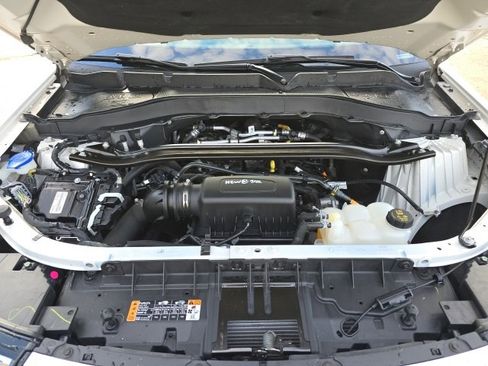 Certified 2022 Ford Explorer Limited w/ Equipment Group 301A image 29