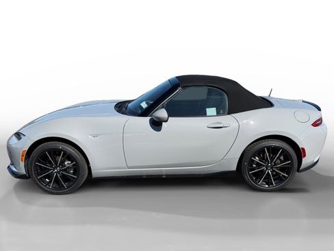 New 2025 MAZDA MX-5 Miata Grand Touring w/ Appearance Package image 2