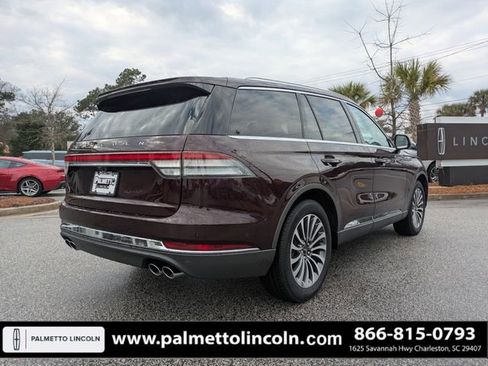 Used 2023 Lincoln Aviator Reserve w/ Equipment Group 201A image 4