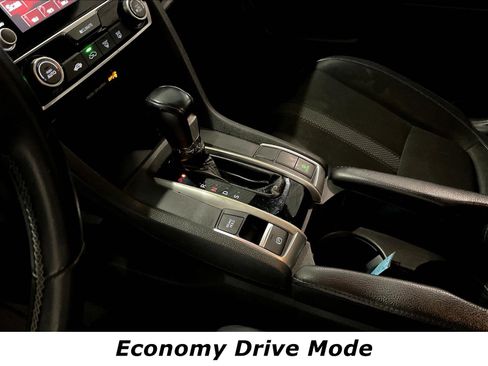 Used 2020 Honda Civic Sport image 16