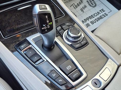 Used 2013 BMW 740Li xDrive AWD/4WD image 49