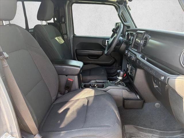 Used 2023 Jeep Wrangler Unlimited Sport AWD/4WD image 23