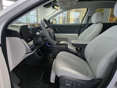 New 2026 Hyundai Ioniq 5 Limited image 19