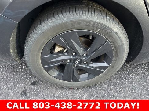 Used 2021 Hyundai Elantra SEL w/ Convenience Package image 32