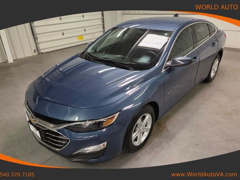 Used 2024 Chevrolet Malibu LS FWD image 1