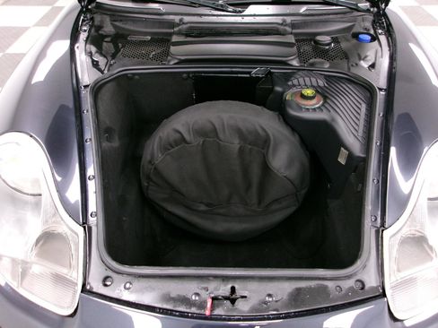 Used 2004 Porsche Boxster RWD image 10