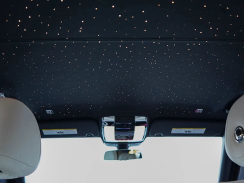 Used 2026 Rolls-Royce Cullinan image 45