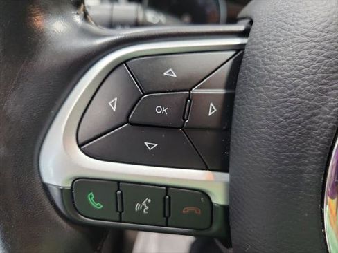 Certified 2019 Jeep Compass Latitude w/ Popular Equipment Group AWD/4WD image 28