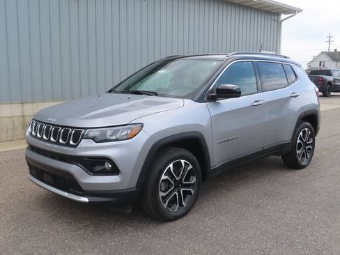 Used 2023 Jeep Compass Limited AWD/4WD image 8
