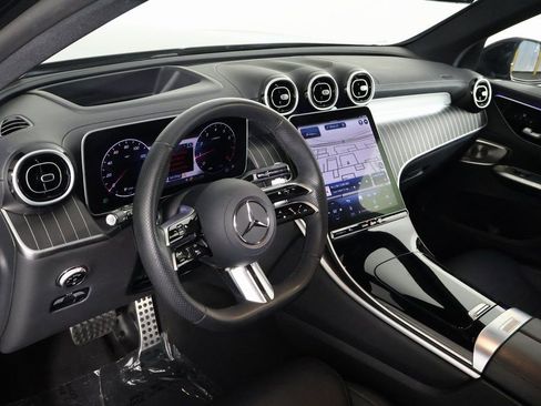 Certified 2024 Mercedes-Benz GLC 300 image 7
