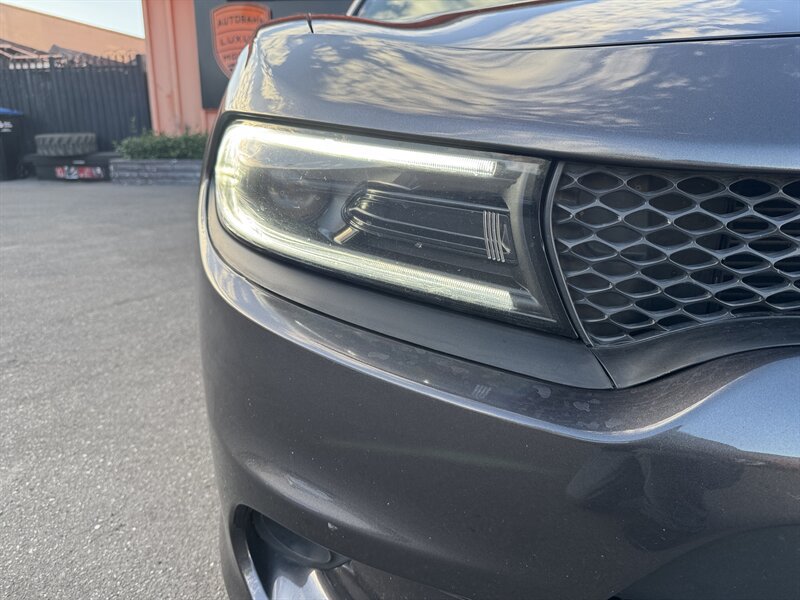 Used 2022 Dodge Charger R/T RWD image 4