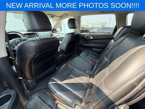 Used 2017 Nissan Pathfinder SL AWD/4WD image 13