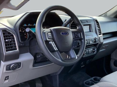 Used 2016 Ford F150 XLT RWD image 16