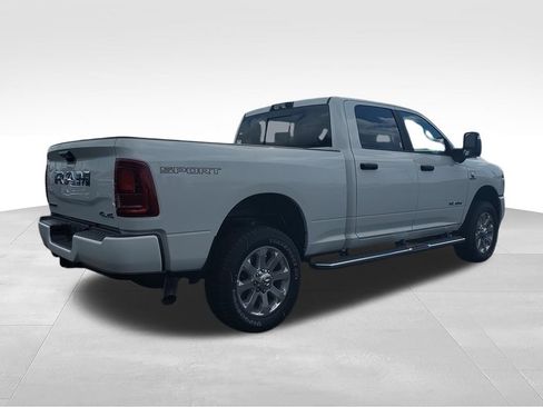 New 2026 RAM 2500 Big Horn AWD/4WD image 8