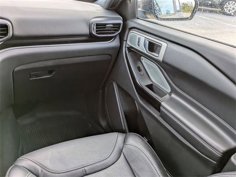 Certified 2021 Ford Explorer ST w/ Equipment Group 401A image 16