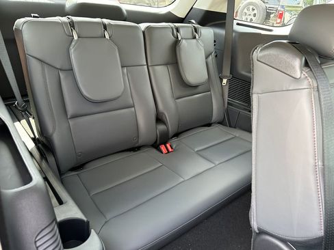 New 2026 Ford Explorer Active RWD image 18