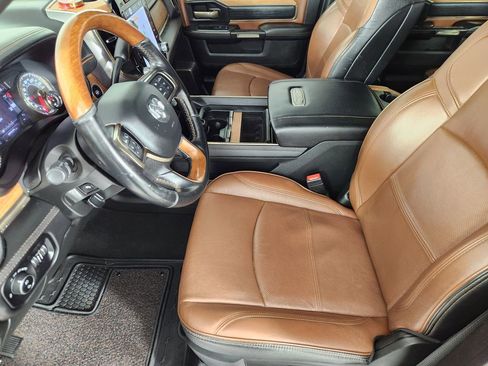 Used 2022 RAM 3500 Limited image 14