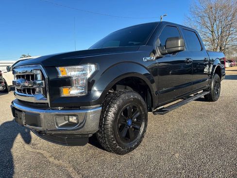 Used 2016 Ford F150 XLT image 5