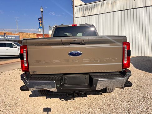 New 2026 Ford F250 XLT w/ XLT Premium Package AWD/4WD image 12