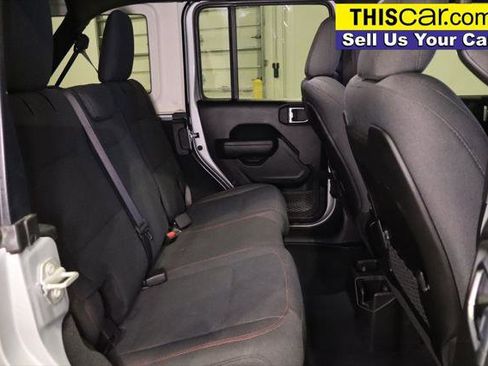 Used 2024 Jeep Wrangler Unlimited Rubicon image 22