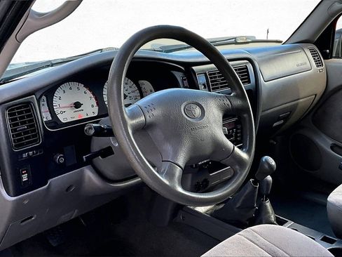 Used 2003 Toyota Tacoma 4x4 Xtracab image 13
