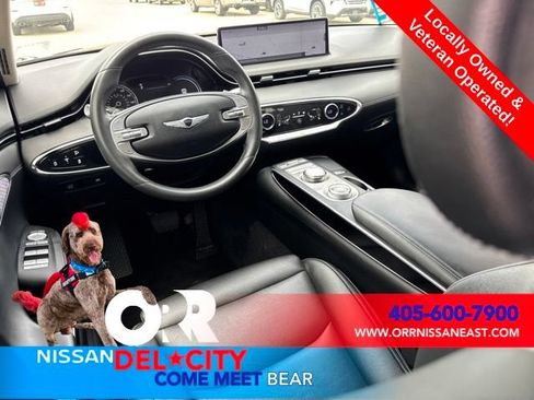 Used 2025 Genesis GV70 2.5T AWD/4WD image 11
