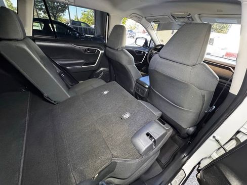 Certified 2023 Toyota RAV4 LE AWD/4WD image 54